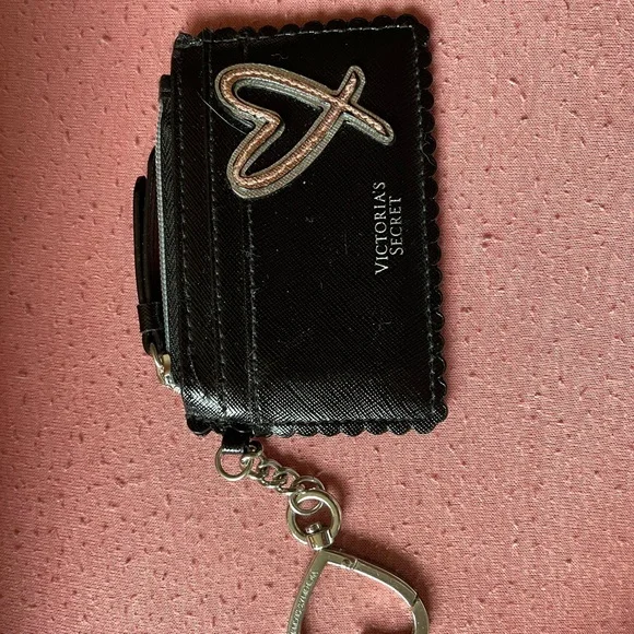 Victoria’s Secret card holder - Picture 1 of 4